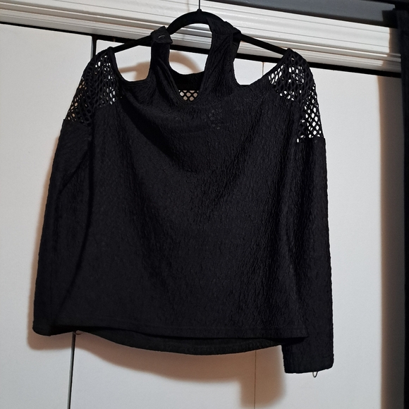 Goth Club Fishnet Top - Picture 5 of 5